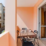 Hébergement de vacances Casa Ayra A *